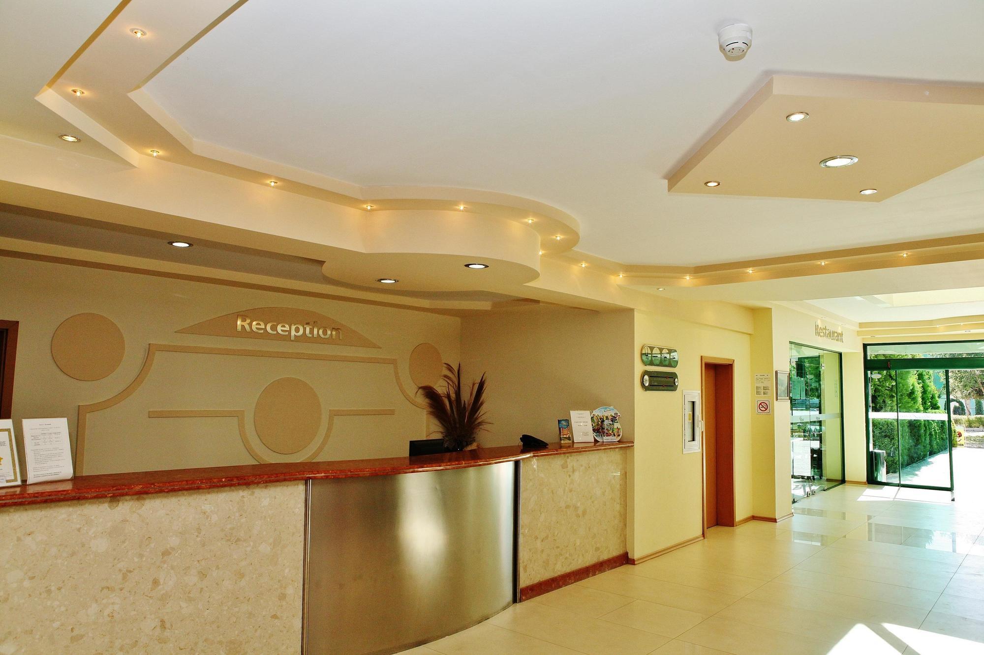 Aktinia Hotel 3*